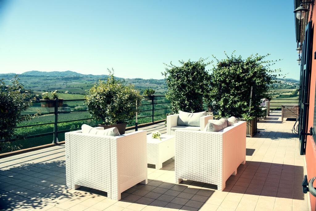 Tenuta Santini Villa Coriano Exterior photo